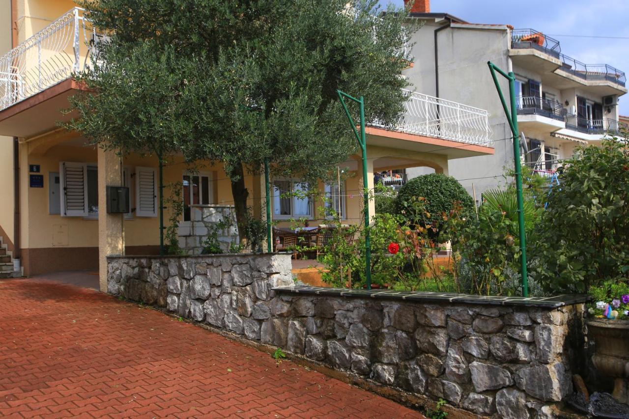 Apartment Rosa Rijeka Exterior photo
